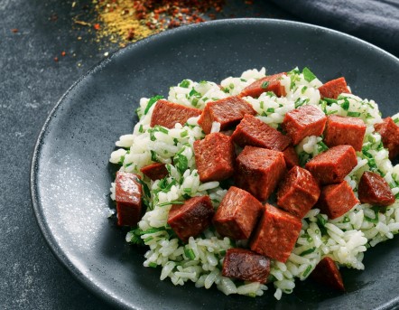 Sucuklu Pirinç Pilavı